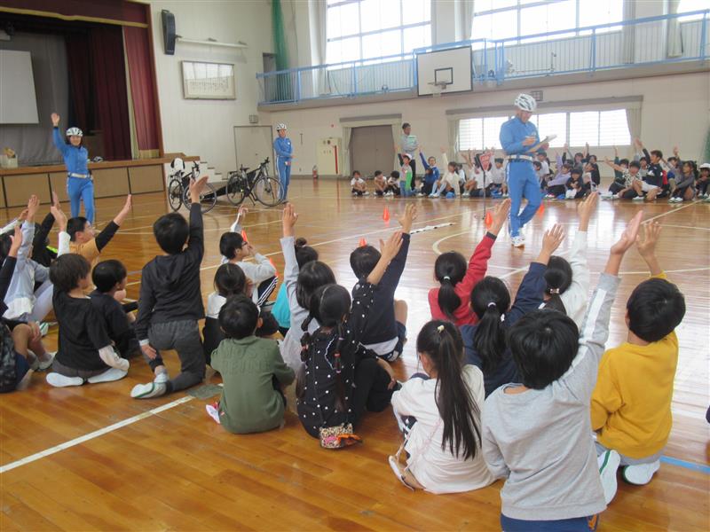 岡崎市立北野小学校で交通安全教室を開催しました